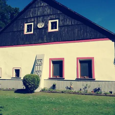 Ve Mlejne Apartment